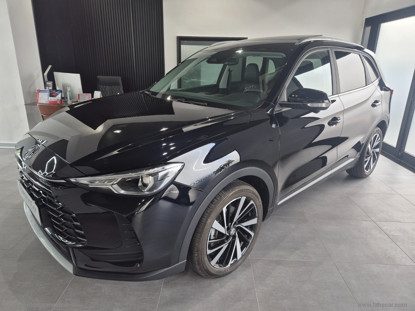 ZS Hybrid+ Luxury TETTO APRIBILE - immagine 3