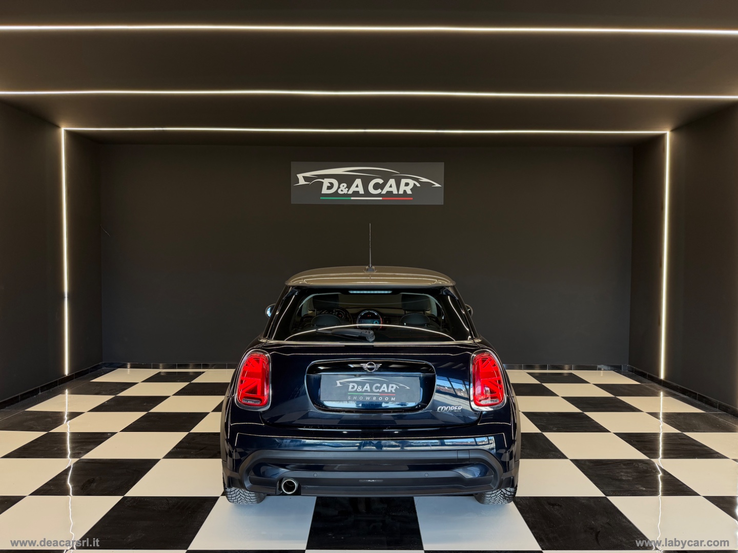 Mini Cooper Camden Edition AUTO - immagine 3