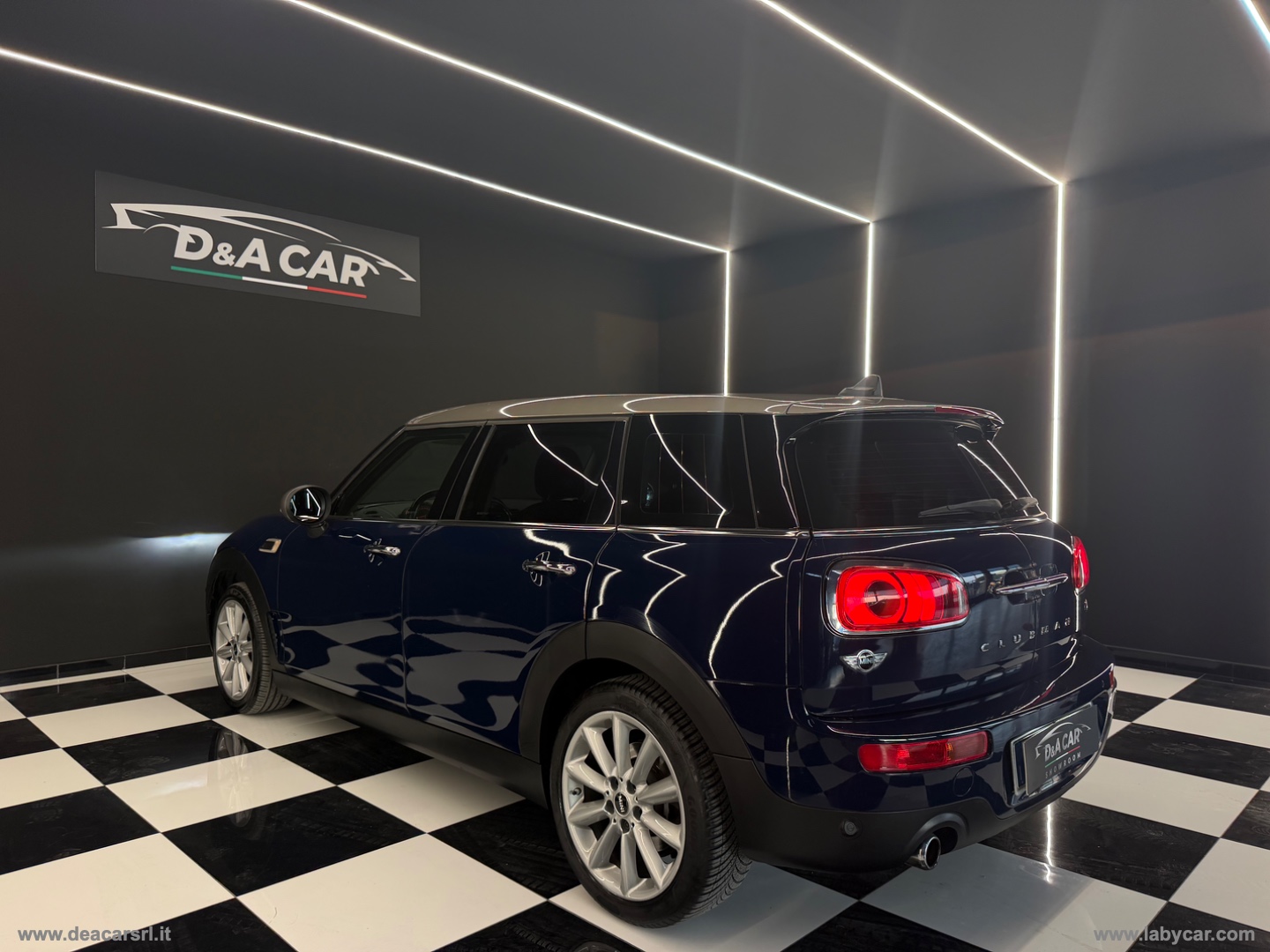 Mini Cooper D Business Clubman Aut. - immagine 3