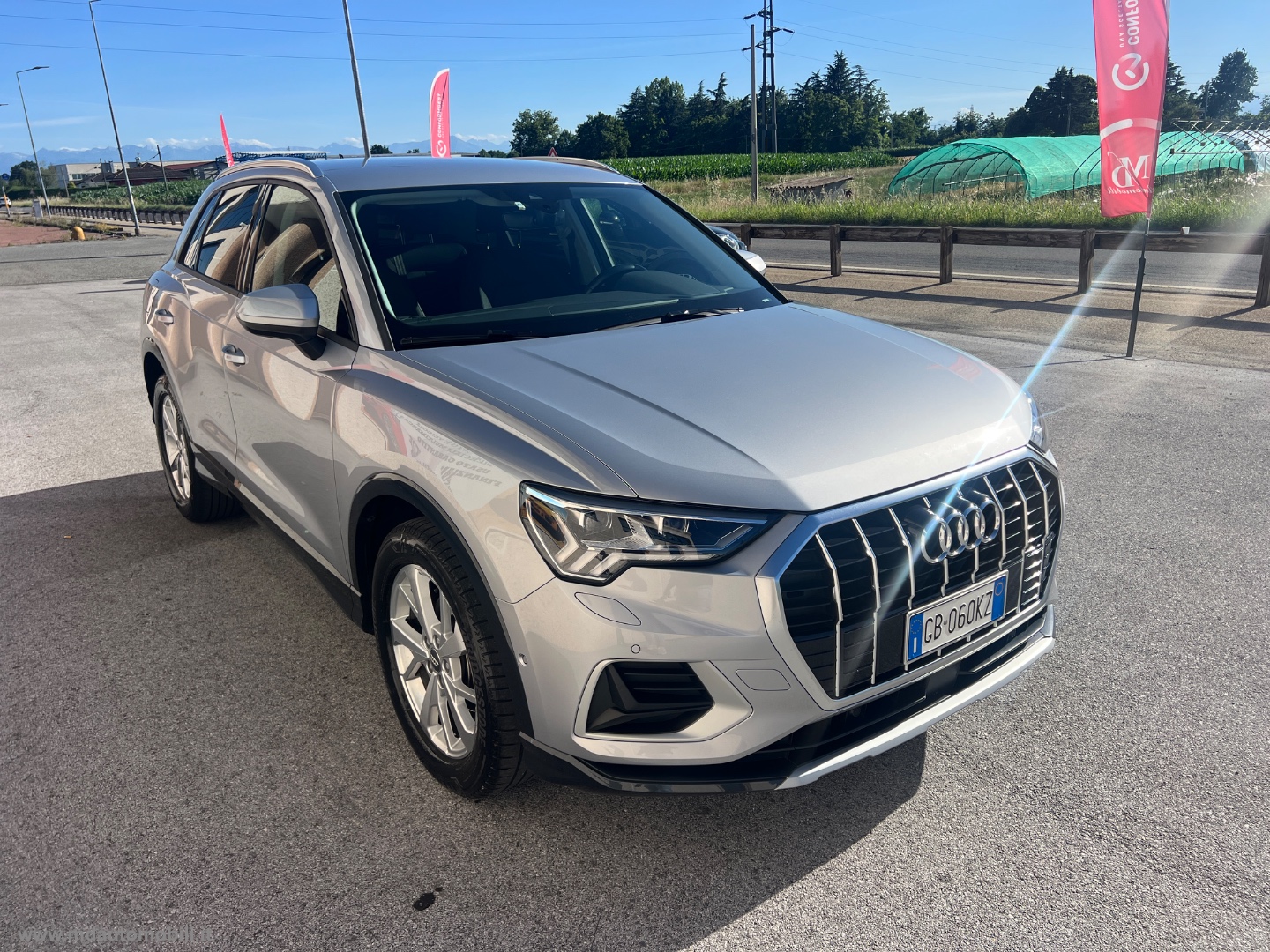 Q3 35 TFSI S tronic Business Advanced SOLO KM.65000 - immagine 3