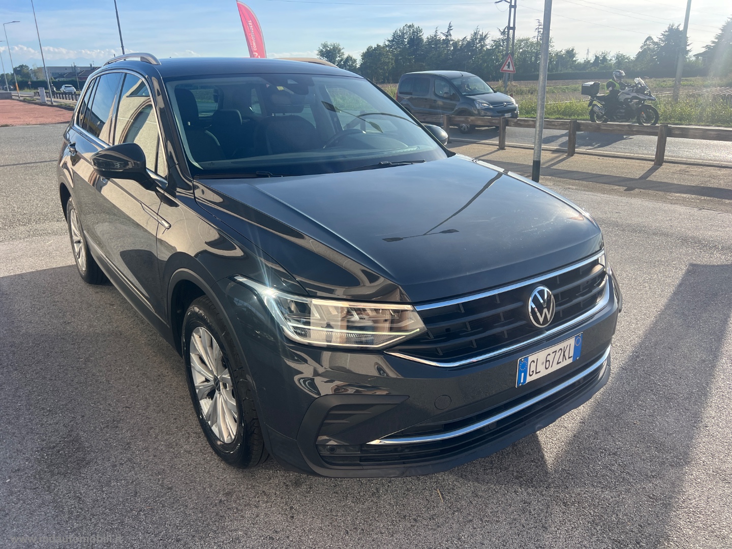 Tiguan 2.0 TDI 150CV SCR DSG Life IVA ESPOSTA - immagine 3