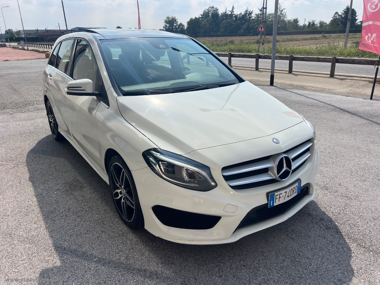 B 180 d Automatic Premium TETTO PACK AMG - immagine 3