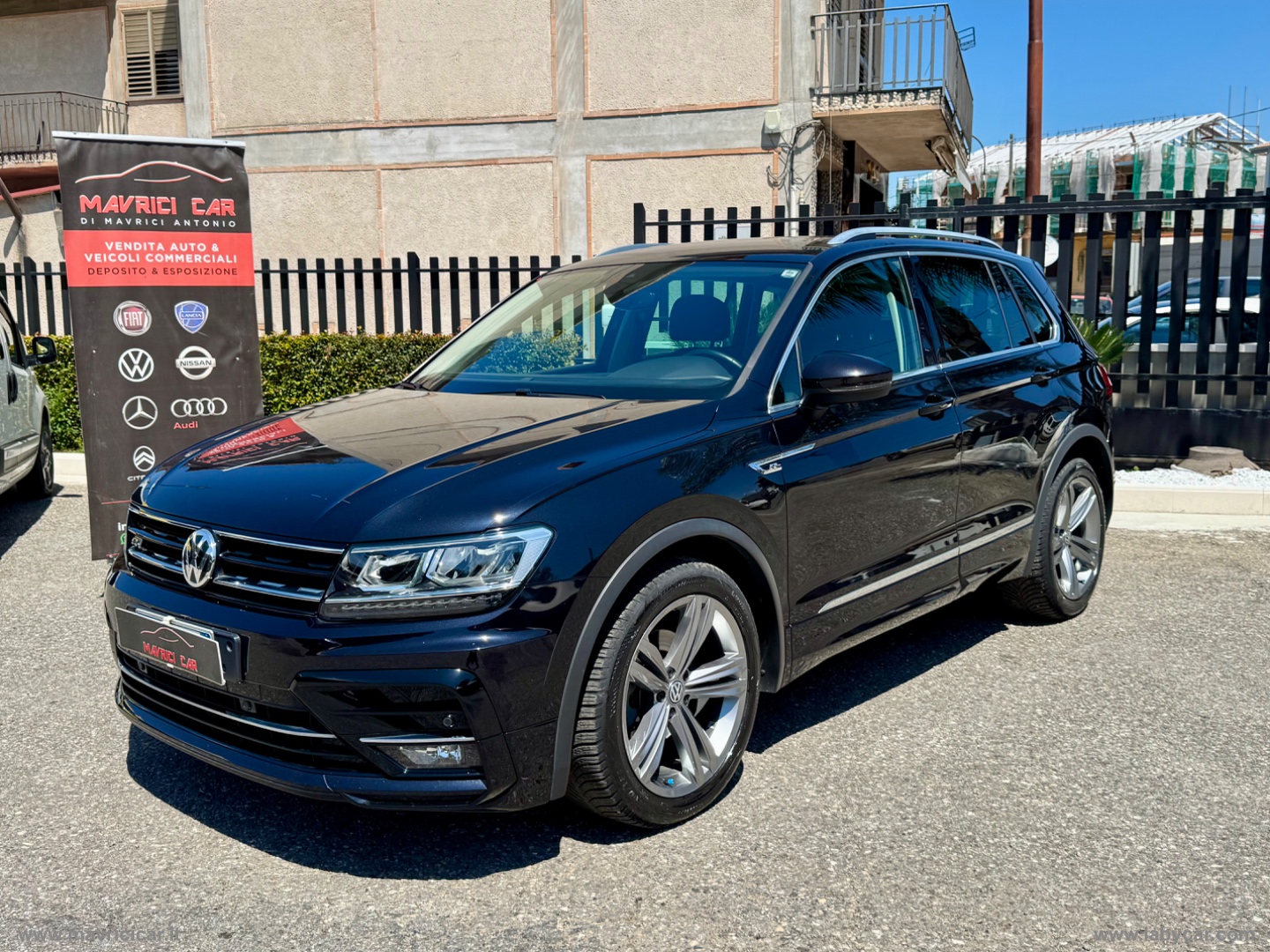 Tiguan 1.6 TDI Style BMT - immagine 3