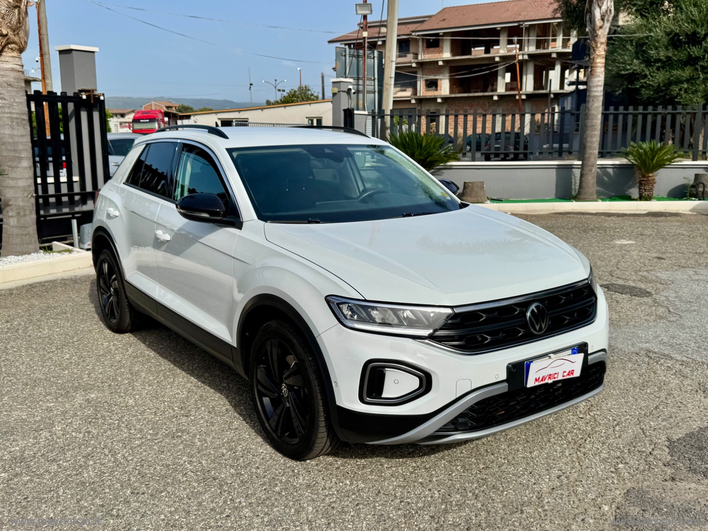 T-Roc 2.0 TDI SCR 150 CV DSG Sport - immagine 3