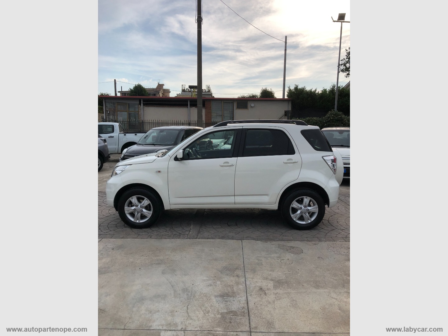 Terios 1.5 4WD B Easy Green Powered - immagine 3