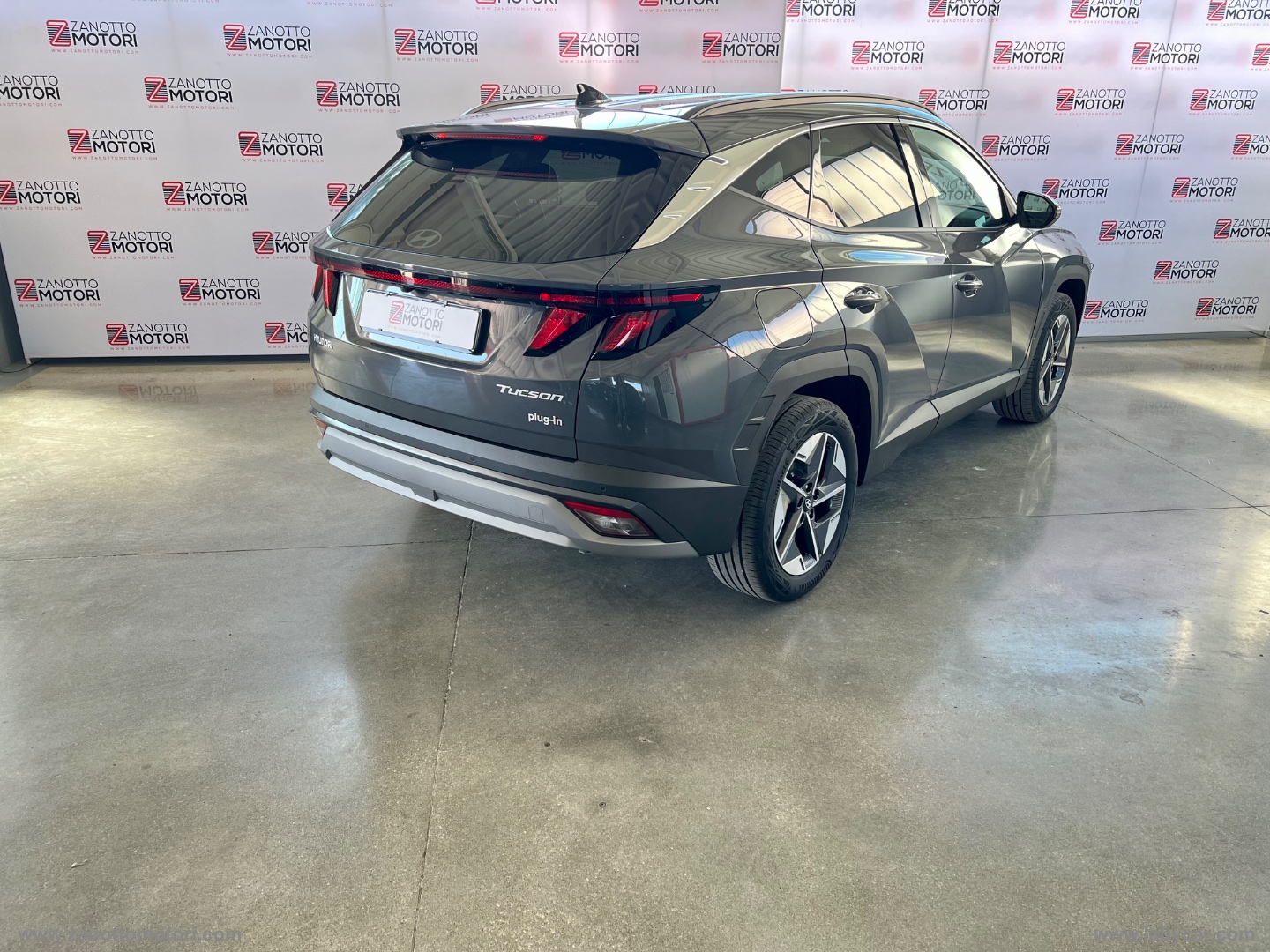 Tucson 1.6 PHEV aut. Business - immagine 3