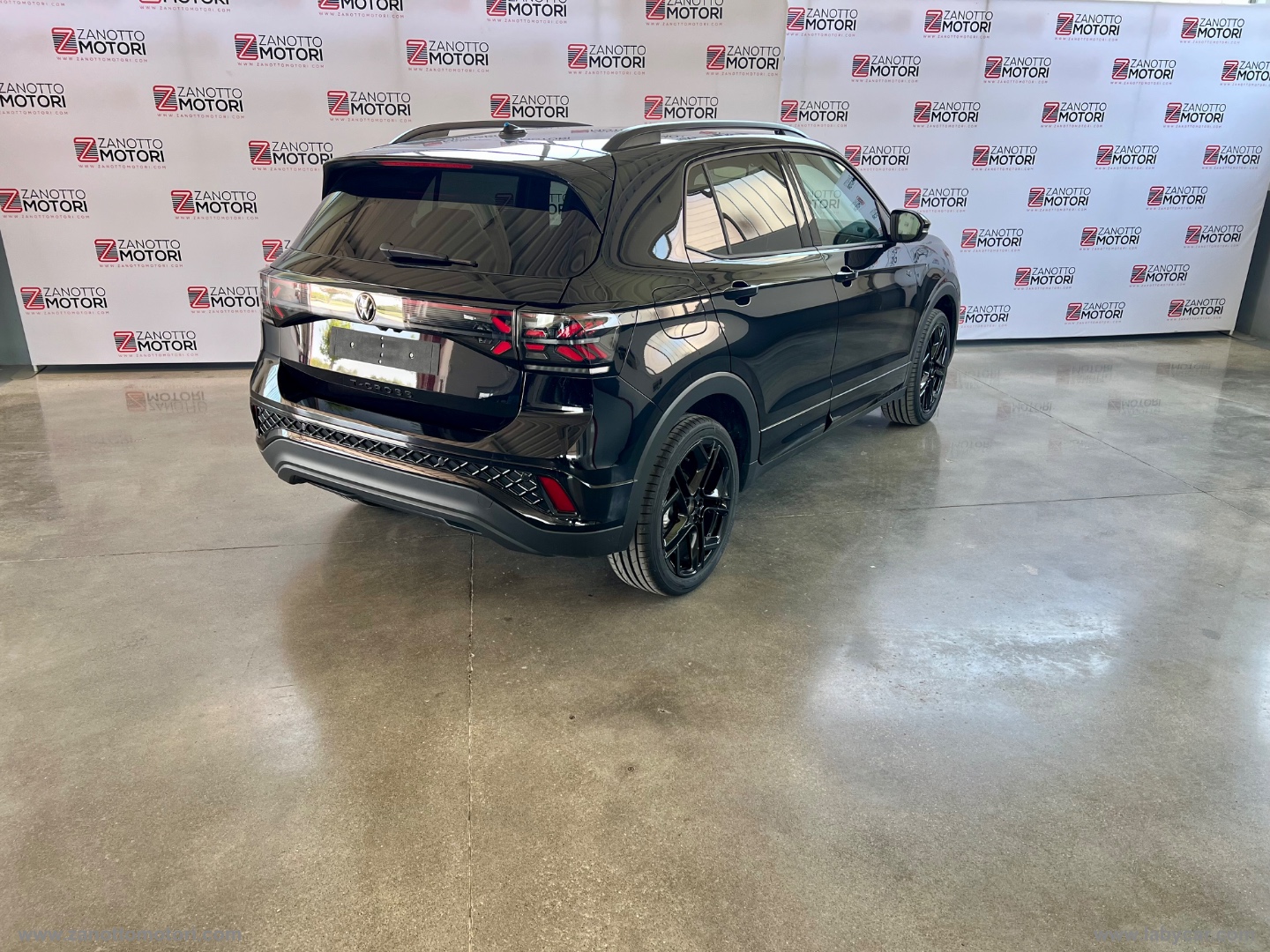 T-Cross 1.0 TSI 115 CV R-Line Plus PREZZO REALE - immagine 3