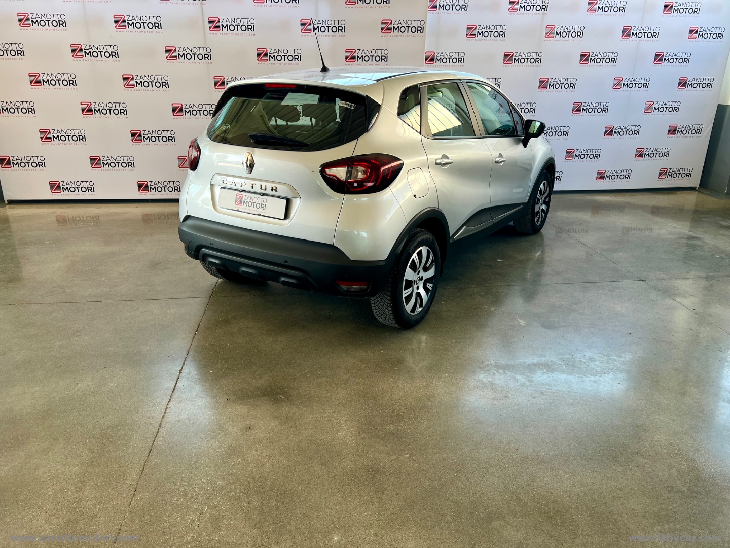 Captur dCi 8V 90 CV Life PREZZO REALE - immagine 3