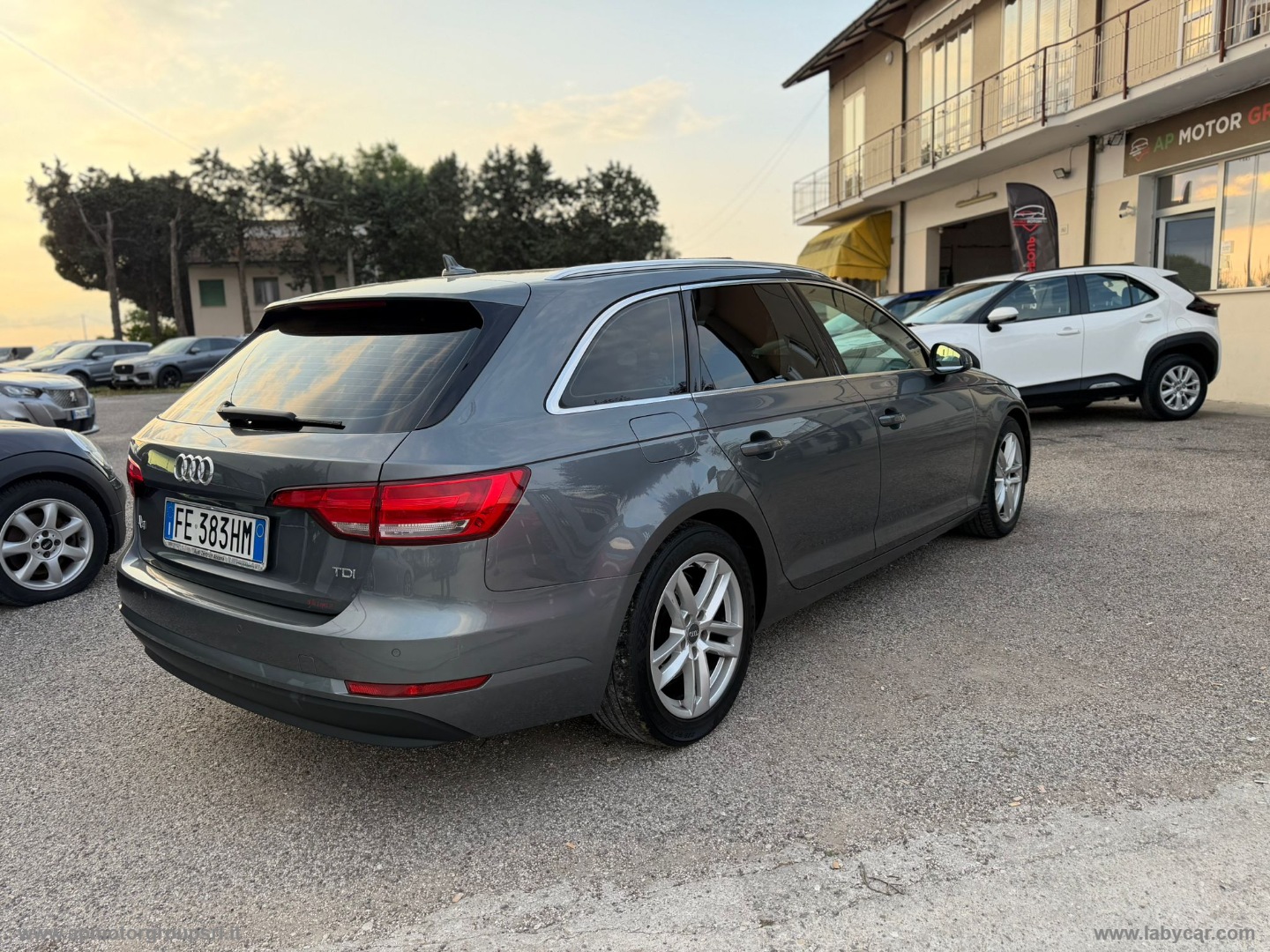 A4 Avant 2.0 TDI 150CV ULTRA S TRONIC BUSINESS SPORT - immagine 3