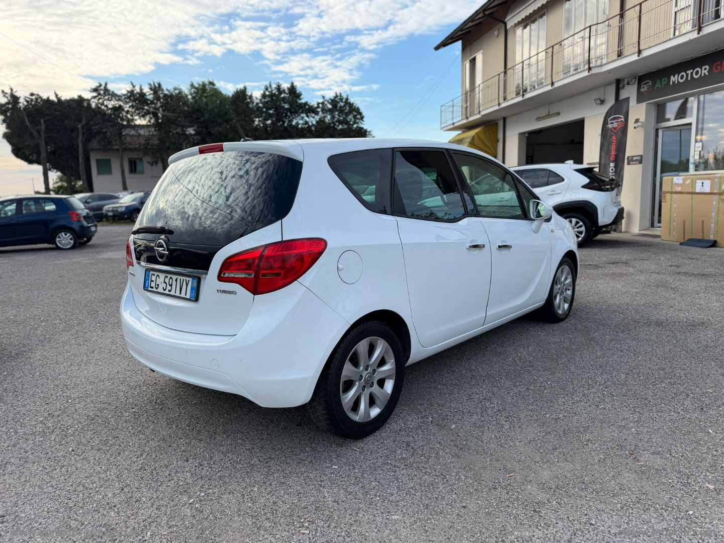 Meriva 1.4 T 120 CV Cosmo - immagine 3