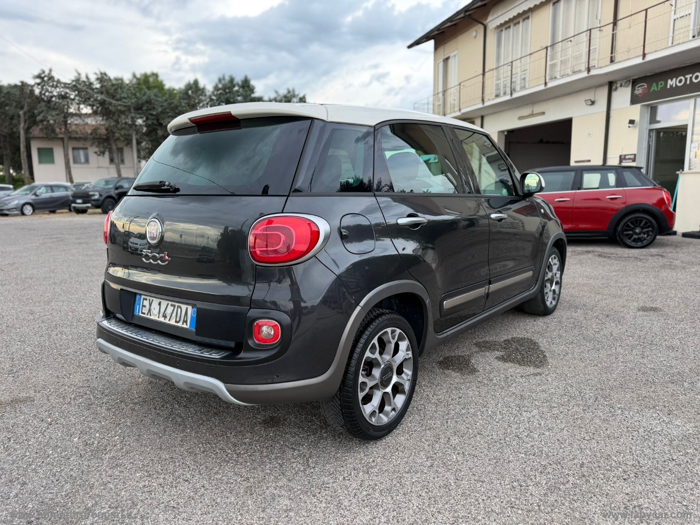 500L 1.3 MJT 85 CV Trekking - immagine 3