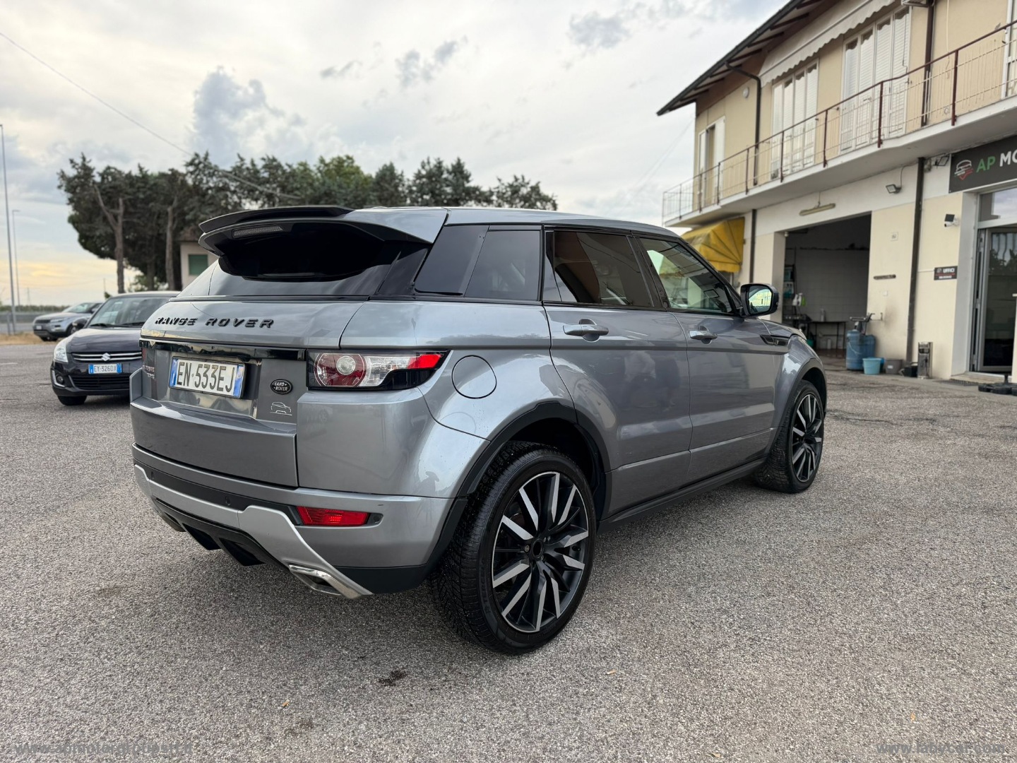 RR Evoque 2.2 TD4 150CV HSE Dynamic - immagine 3