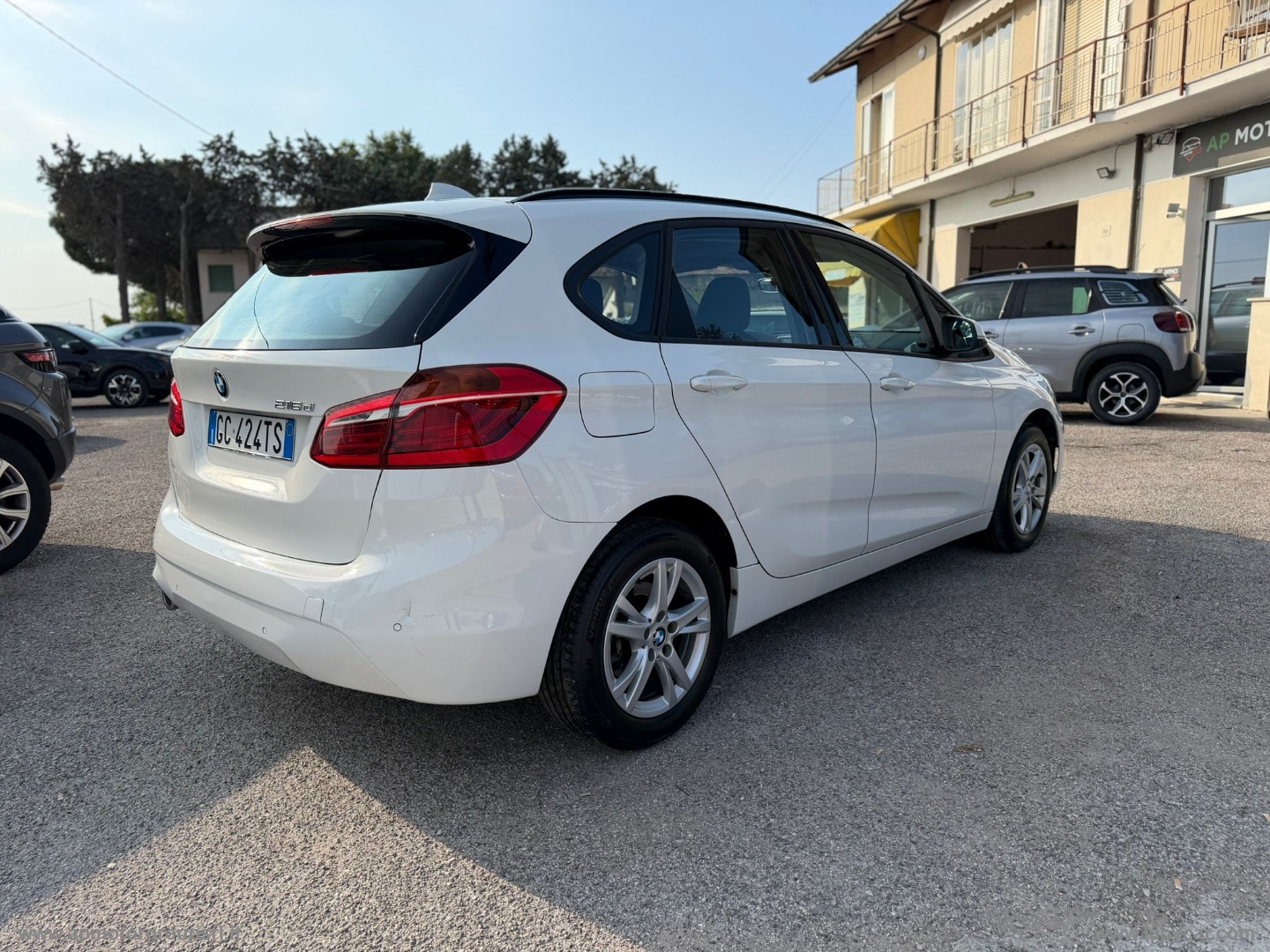 216d Active Tourer Business ADVANTAGE - immagine 3