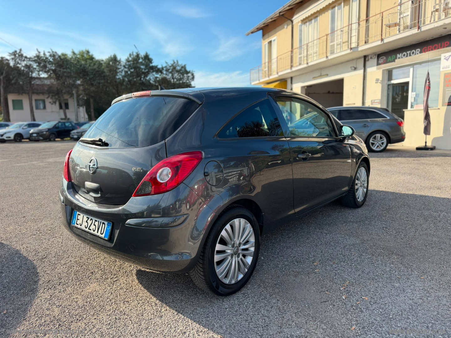 Corsa 1.2 85 CV 5p. GPL-TECH Club - immagine 3