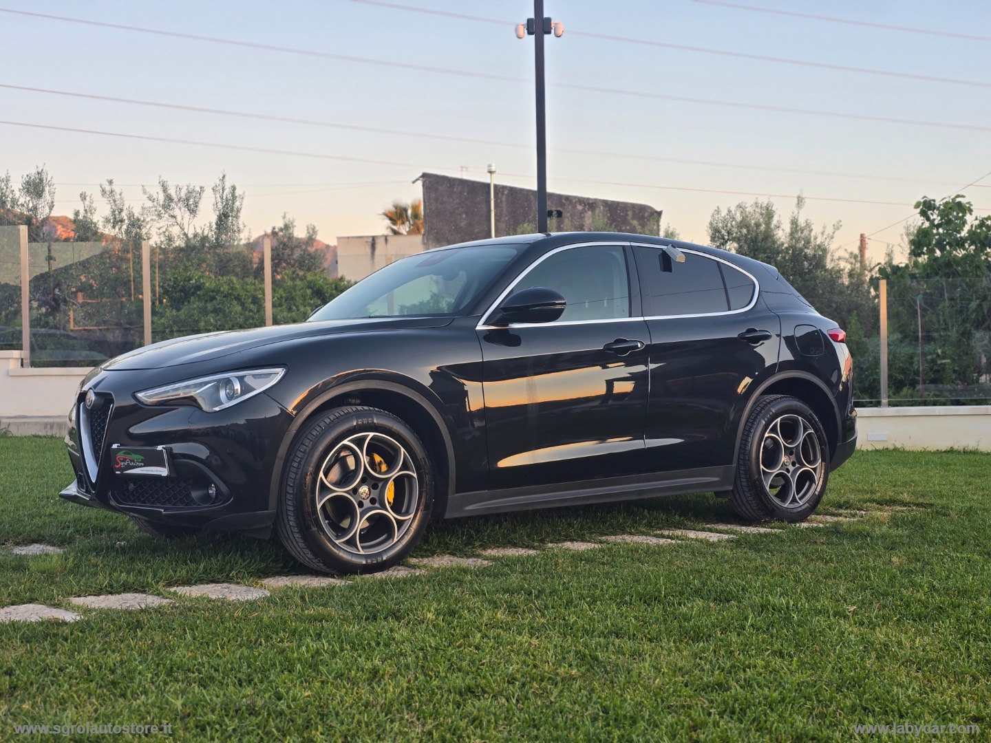 Stelvio 2.2 T.diesel 210 CV AT8 Q4 Exec. - immagine 3