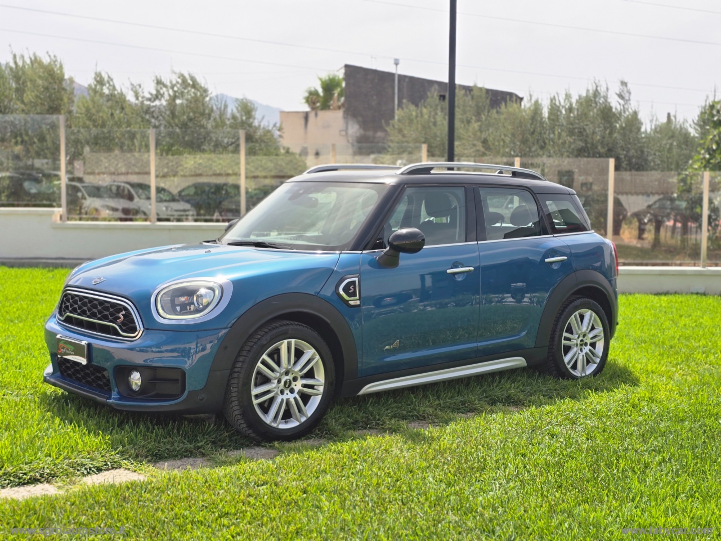 Mini Cooper SD Hype Countryman ALL4 Aut. - immagine 3