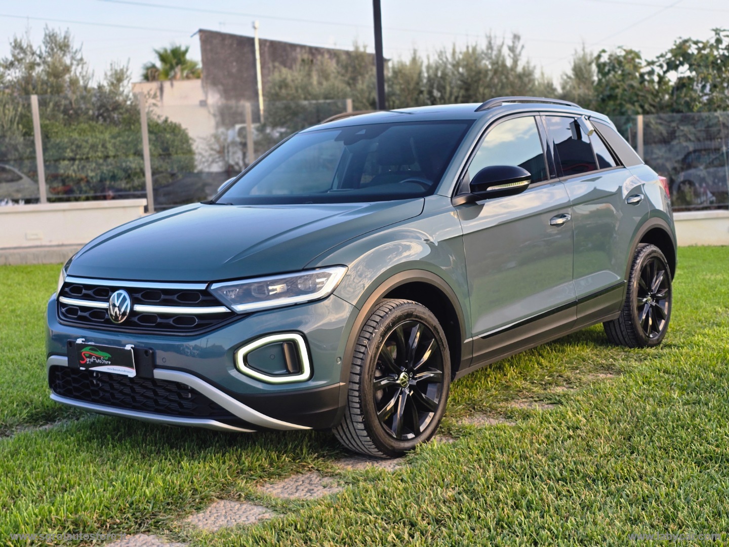 T-Roc 2.0 TDI SCR Style - immagine 3
