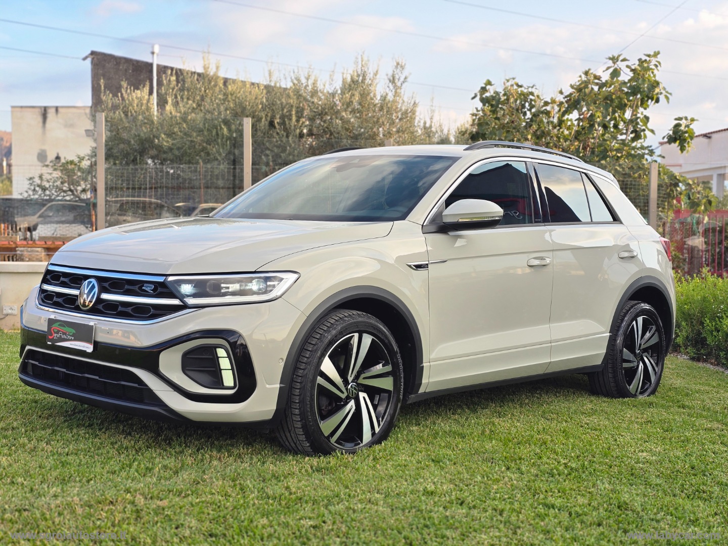 T-Roc 2.0 TDI SCR R-Line - immagine 3
