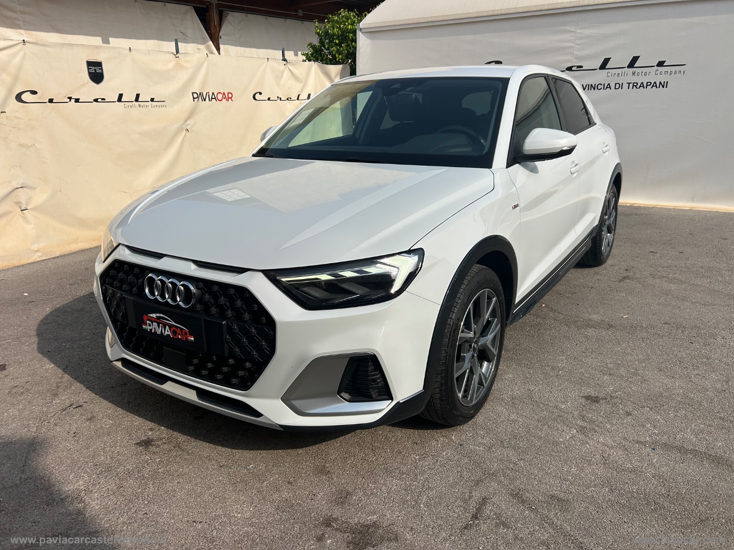 A1 citycarver 30 TFSI S tronic Admired - immagine 3