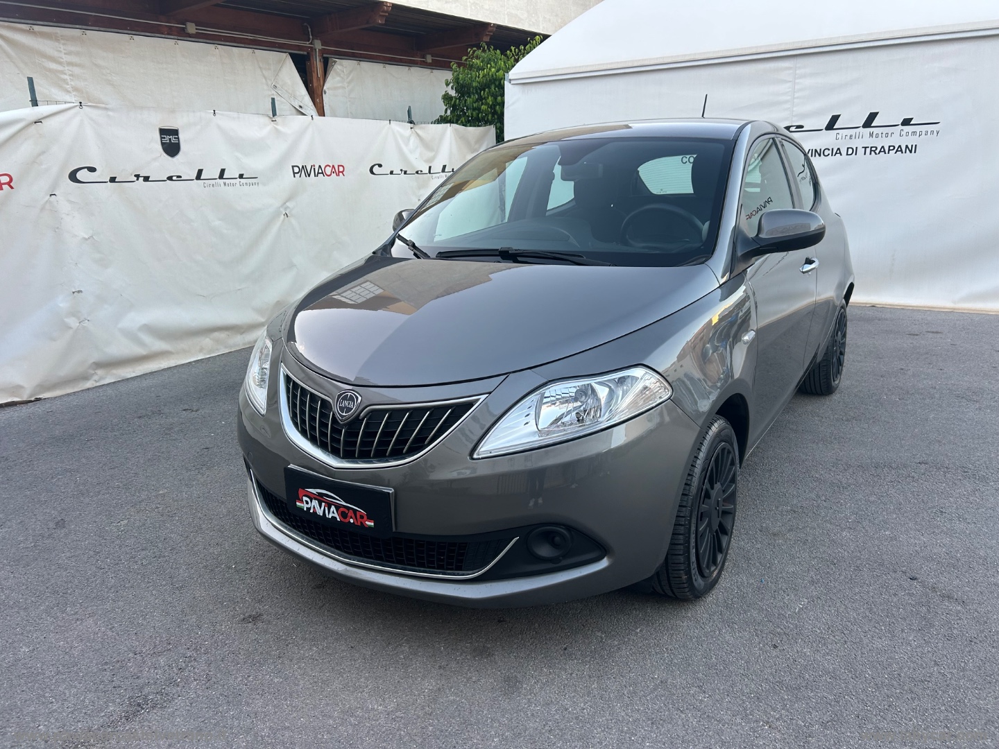 Ypsilon 1.0 FireFly 5p.S&S Hyb. A.Ferr. - immagine 3