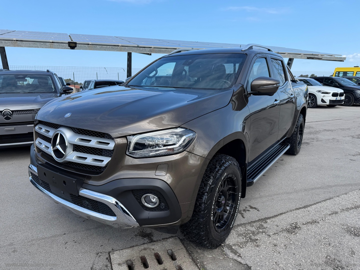 X 250 d 4Matic Pure - immagine 3