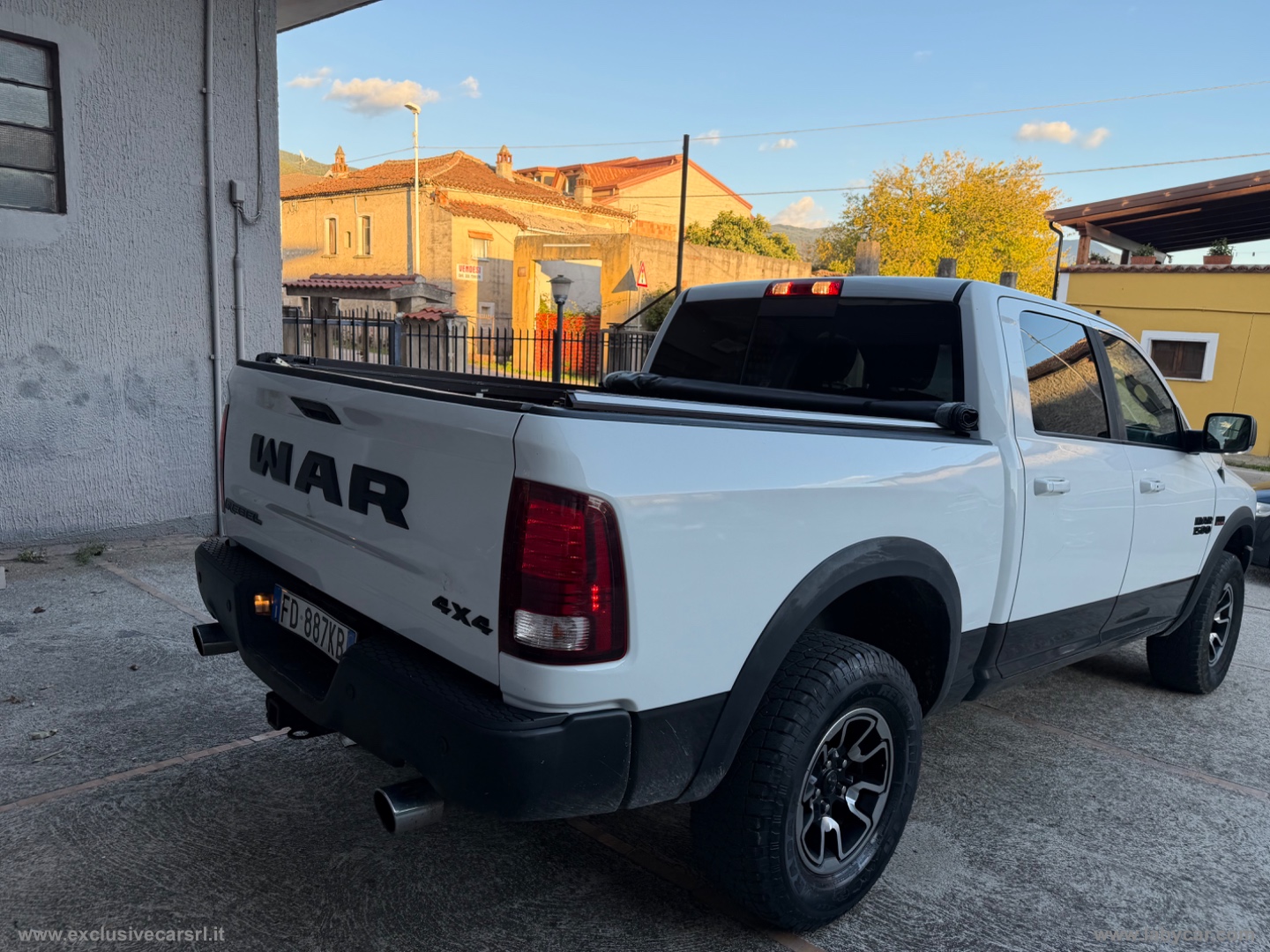RAM 1500 5.7 V8 Crew Cab MB LaRamie 401cv at8 GPL AUTOCARRO - immagine 3