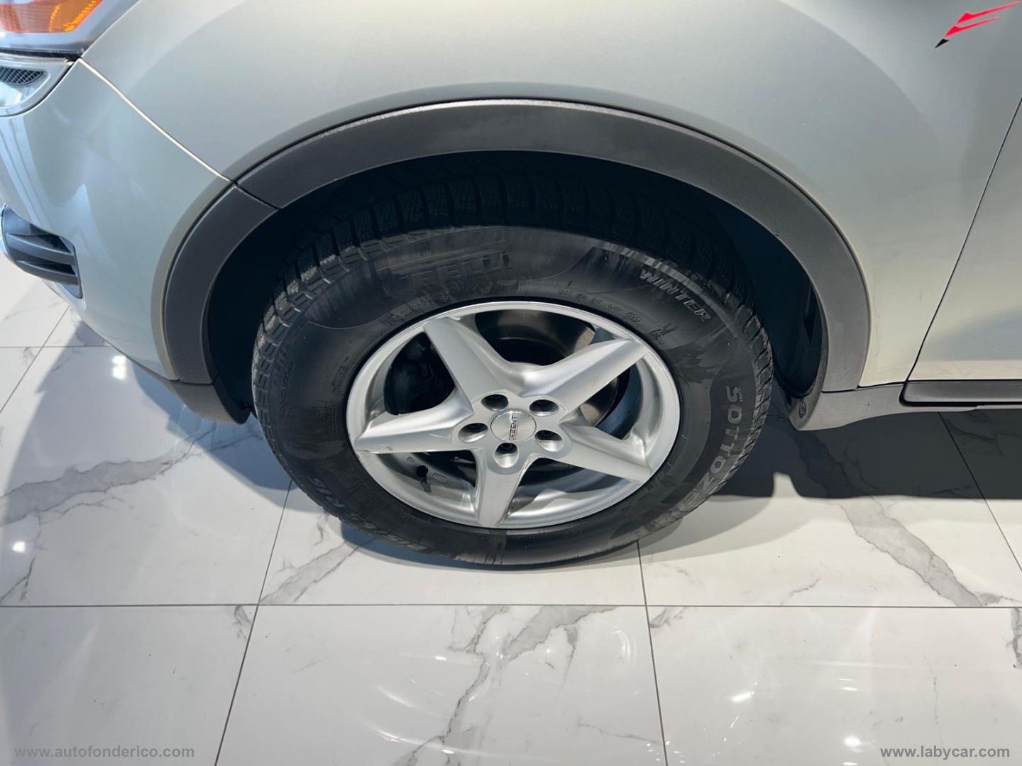 Kuga 2.0 TDCi 136 CV 4WD Titanium - immagine 3