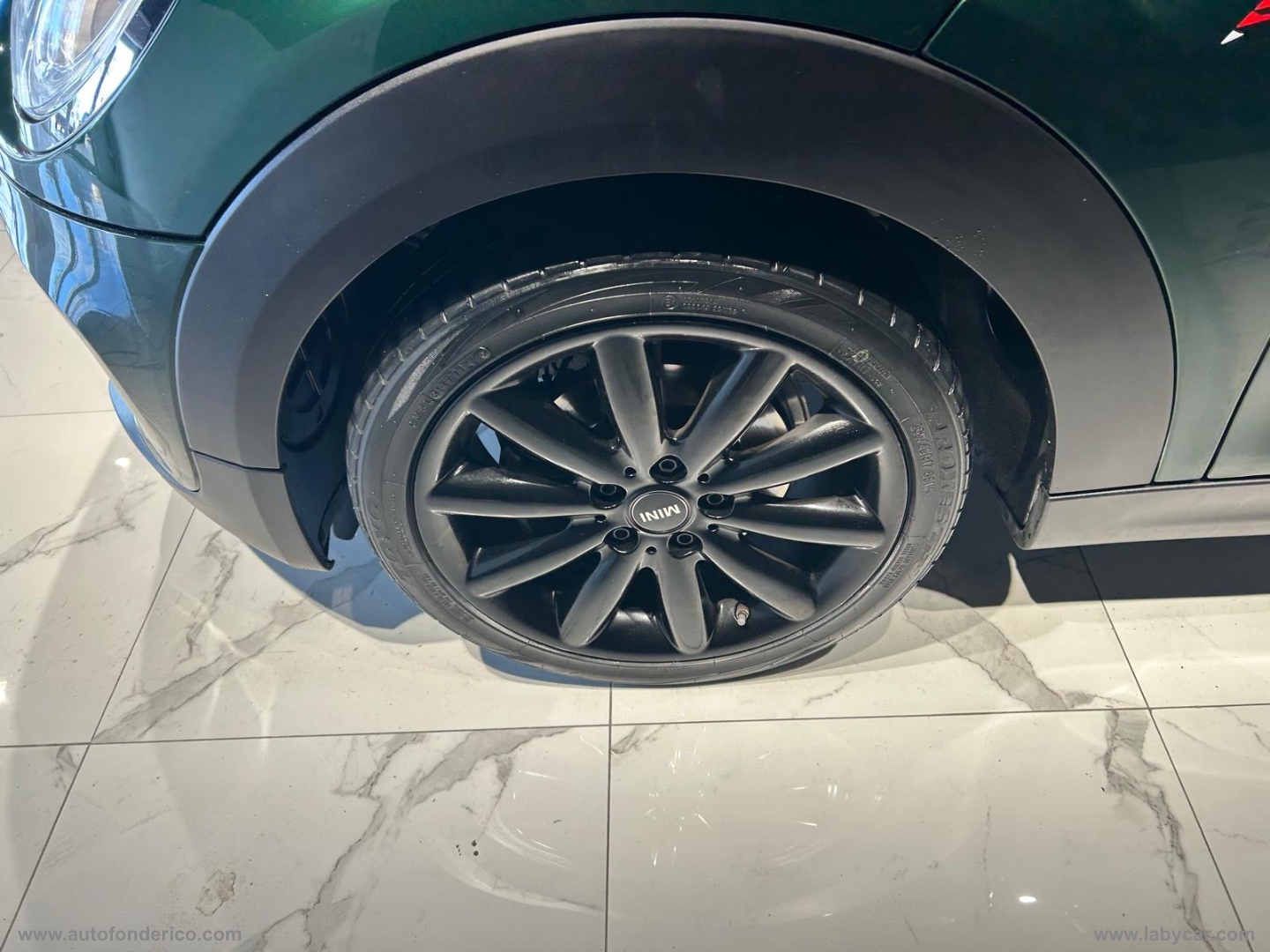 Mini Cooper D 5 porte - immagine 3