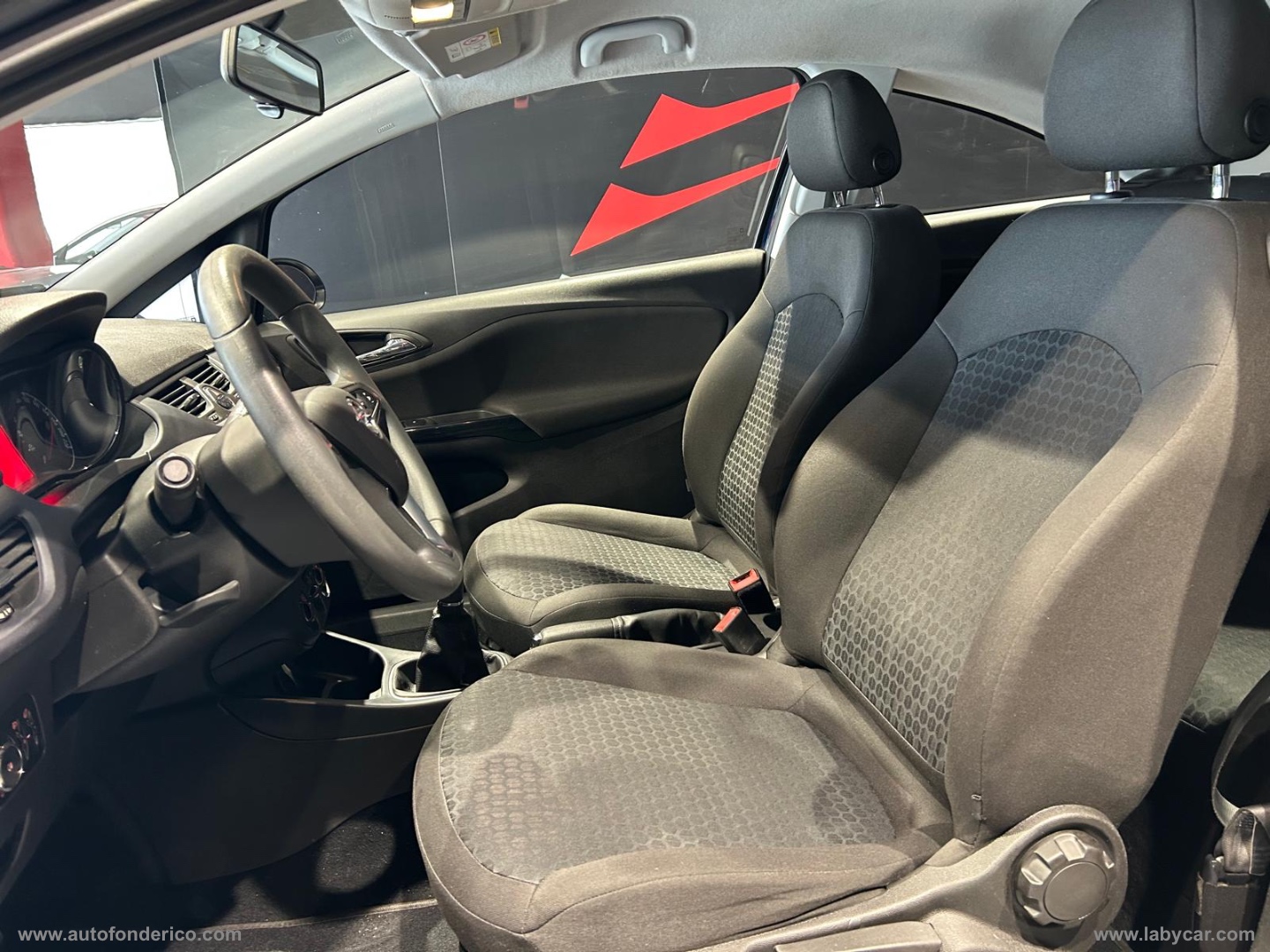 Corsa 1.2 Coupé n-Joy - immagine 3