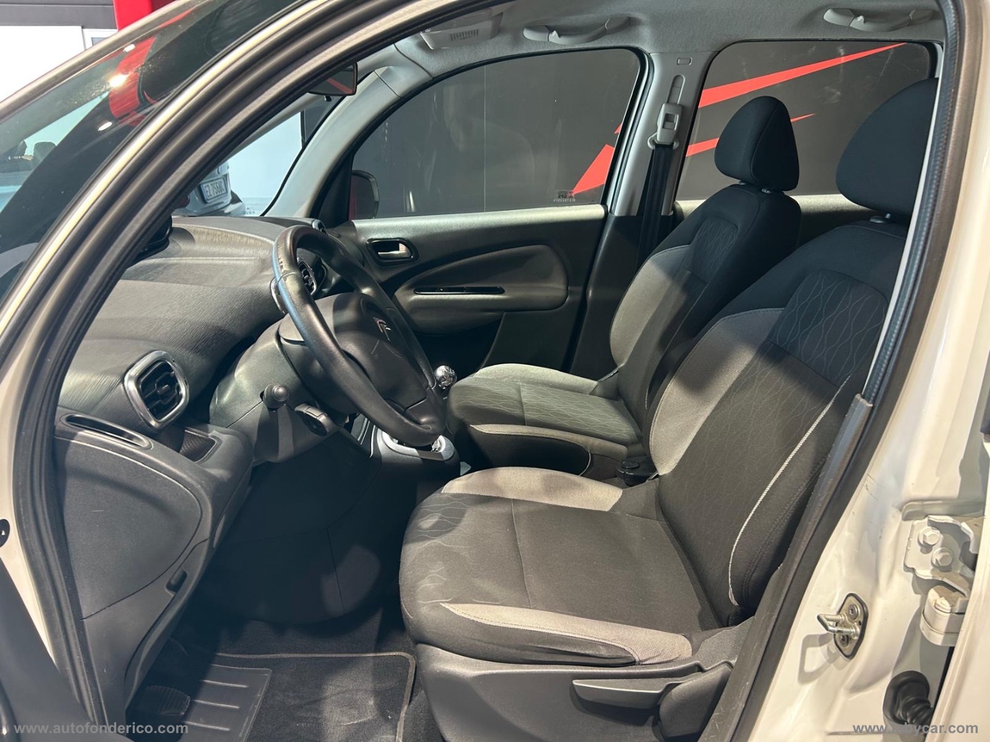 C3 Picasso 1.6 HDi 90 Exclusive - immagine 3