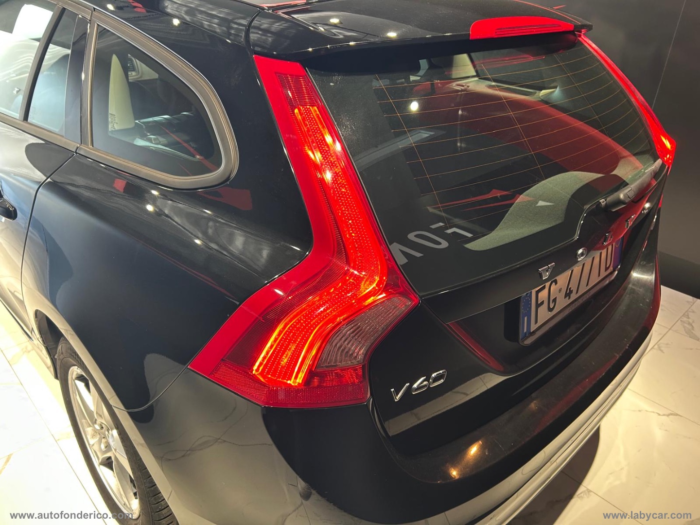 V60 D2 Geartronic Dynamic Edition - immagine 3