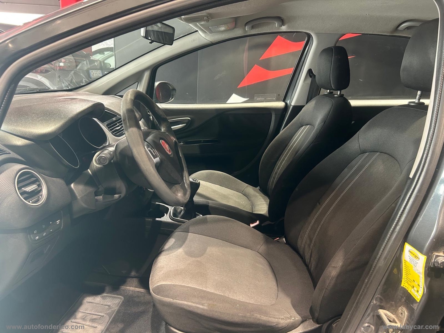 Punto 1.3 MJT II S&S 85 CV 5p.ECO Street - immagine 3