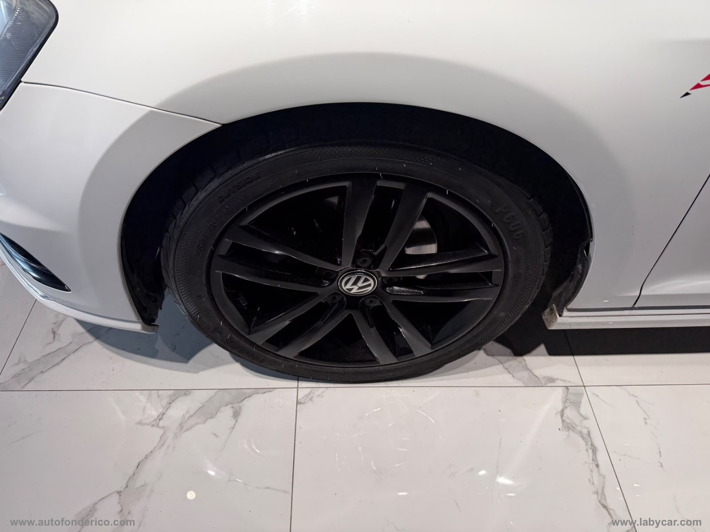 Golf 1.6 TDI 110 CV R-LINE - immagine 3