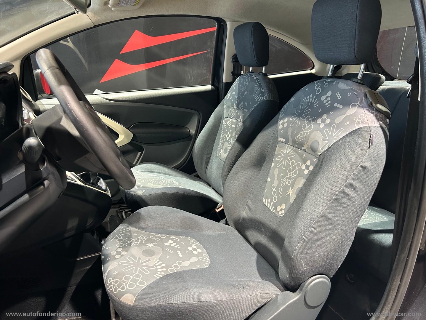 Ka+ 1.2 8V 69 CV Titanium - immagine 3