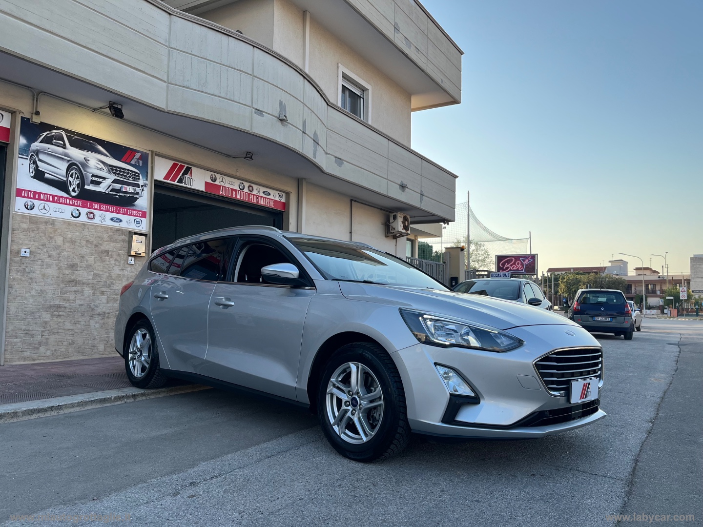 Focus 1.5 EcoBlue 120CV aut. SW Business - immagine 3