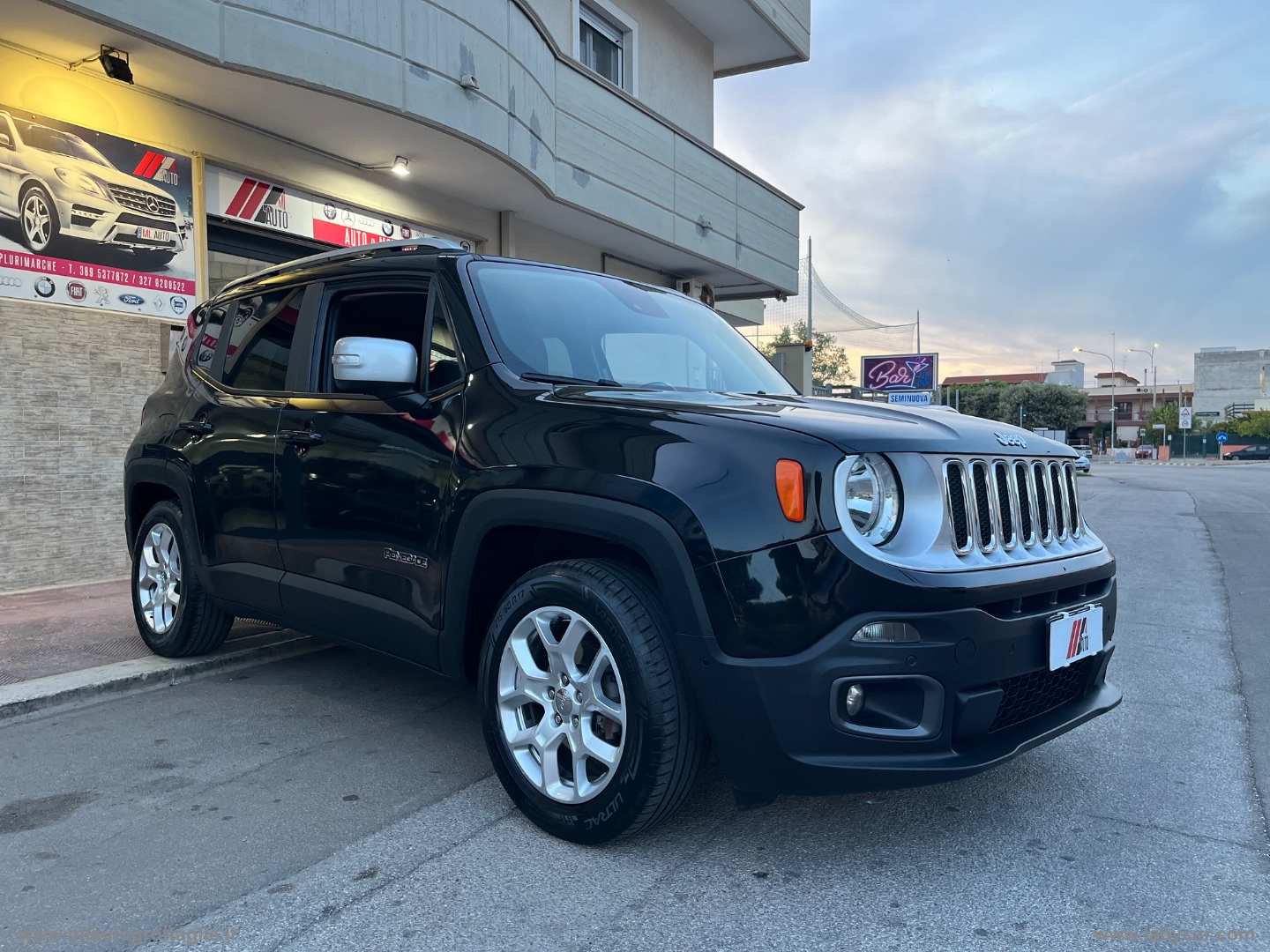 Renegade 1.6 Mjt 120CV Limited - immagine 3