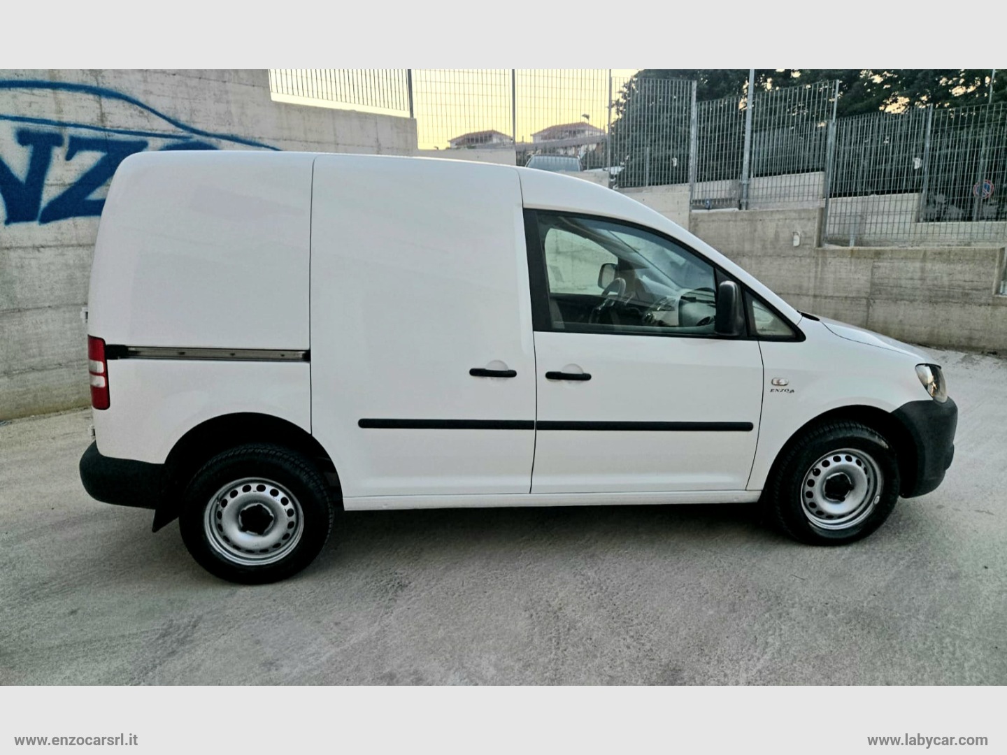 Caddy 2.0 TDI 110 CV 4Motion PL 4p. Van 4X4 - immagine 3