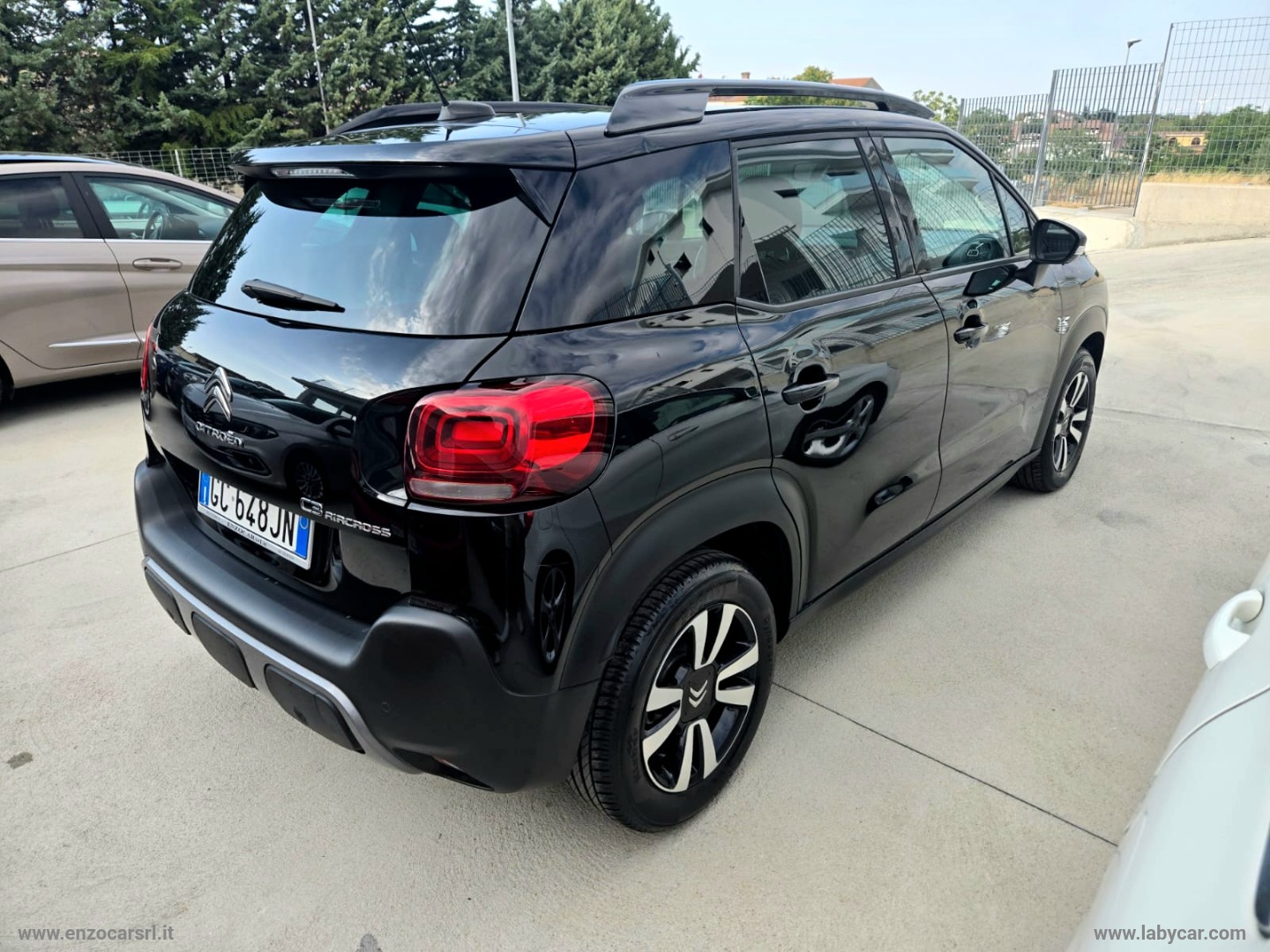C3 Aircross BlueHDi 120 S&S EAT6 Shine 2020 - immagine 3