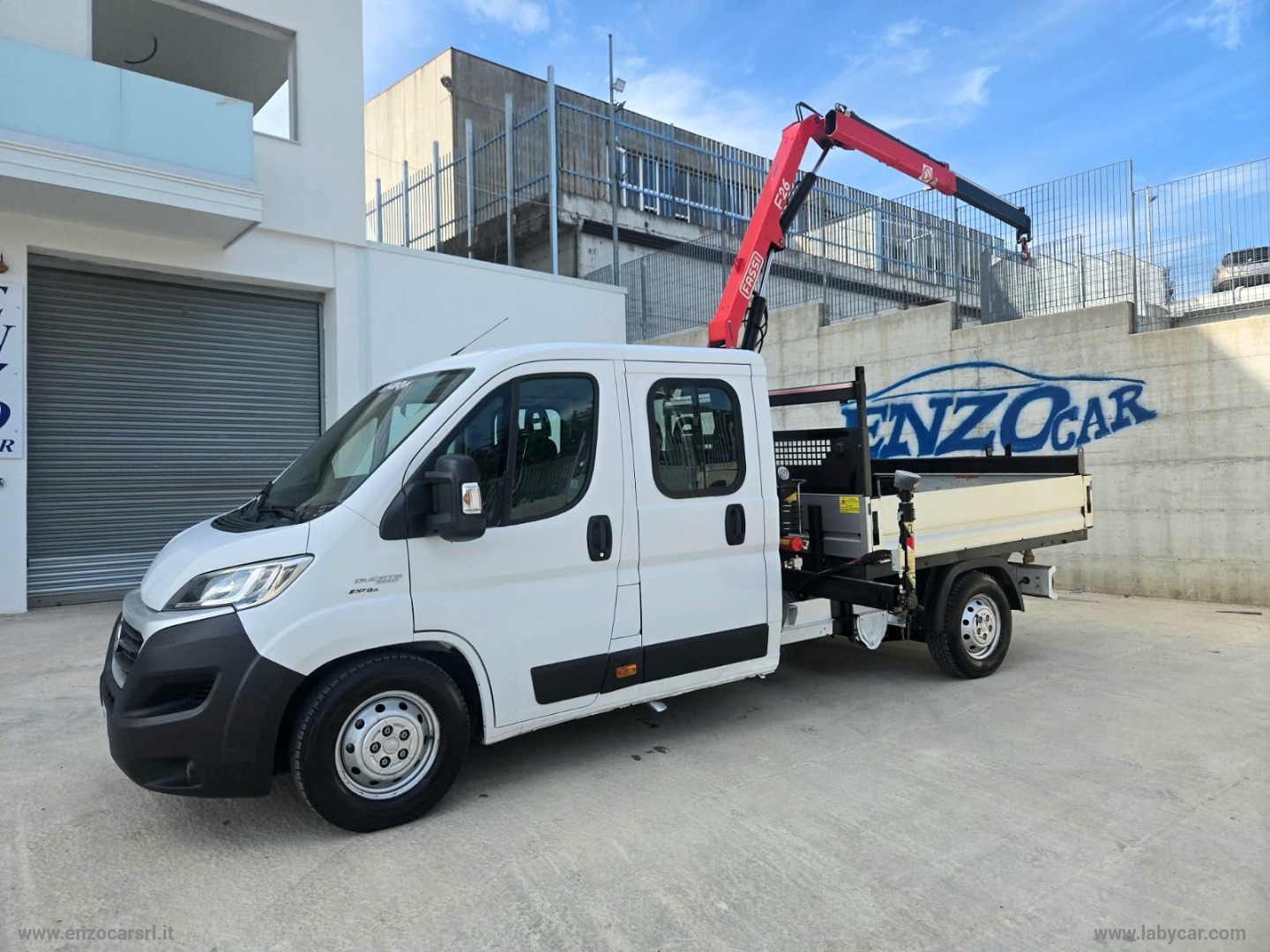 Ducato 33 2.3 MJT 130CV PLM-DC Cabinato GRU - immagine 3