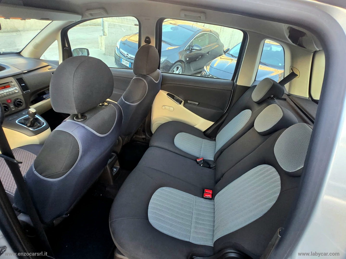 Musa 1.3 MJT 16V 90 CV Oro - immagine 3