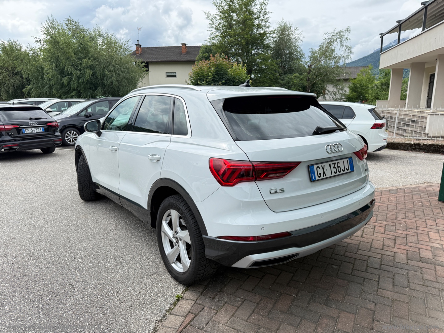 Q3 SPB 40 TDI quattro S tr. Ident. Black - immagine 3