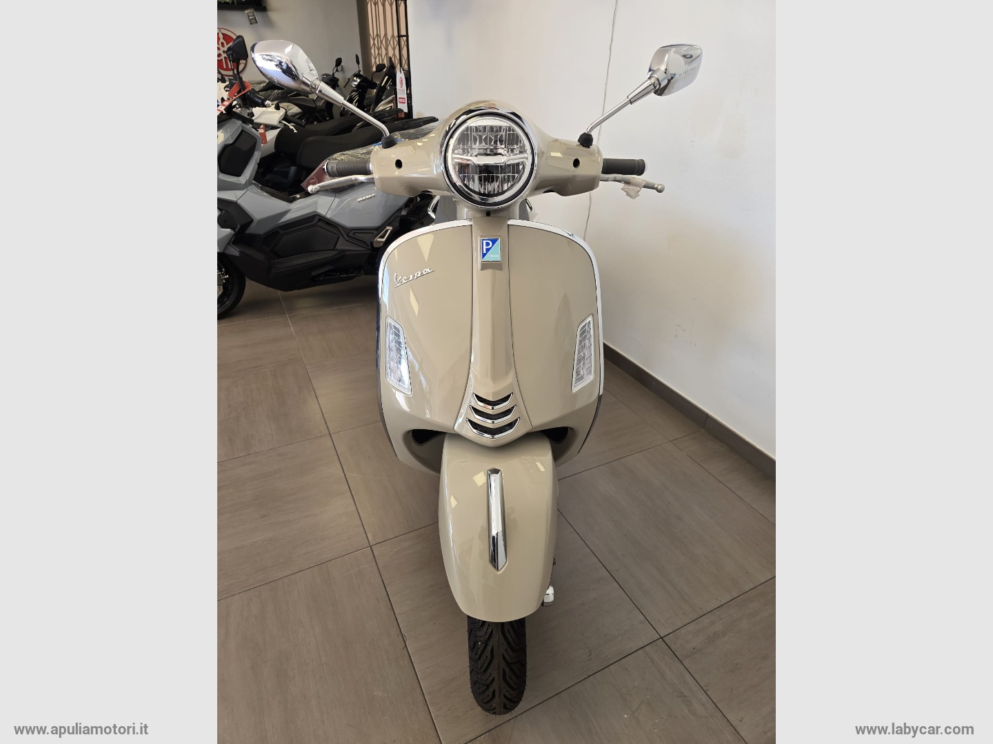 VESPA GTS 310CC - immagine 3