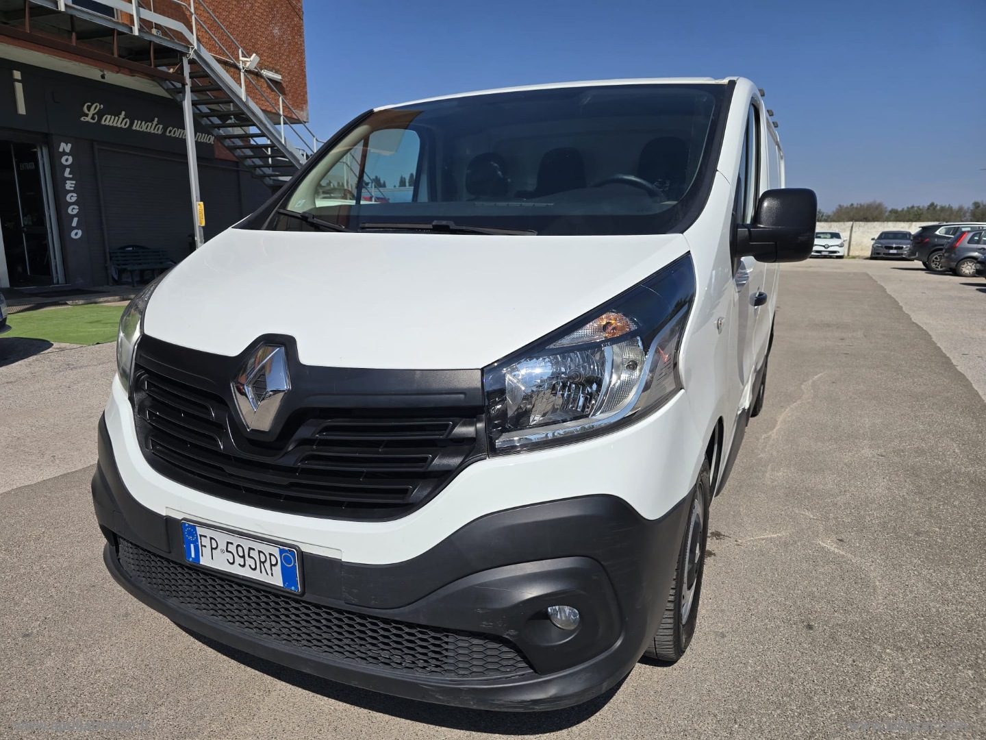 Trafic T27 1.6dCi 120 PC-TN Furgone Ice - immagine 3
