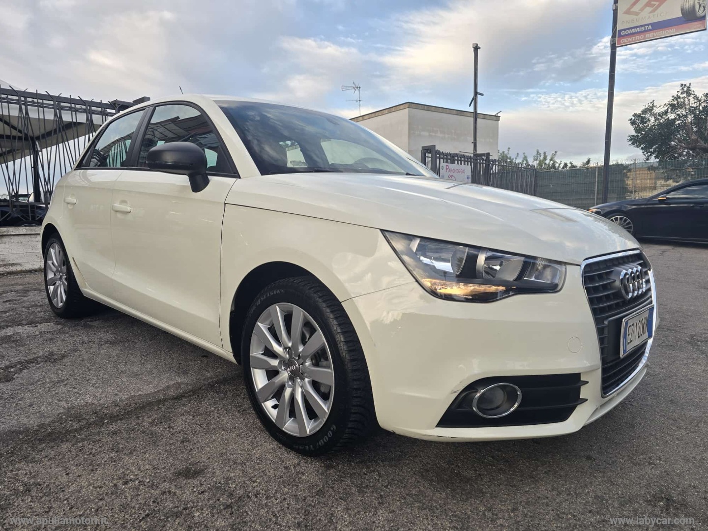 A1 SPB 1.2 TFSI Admired - immagine 3