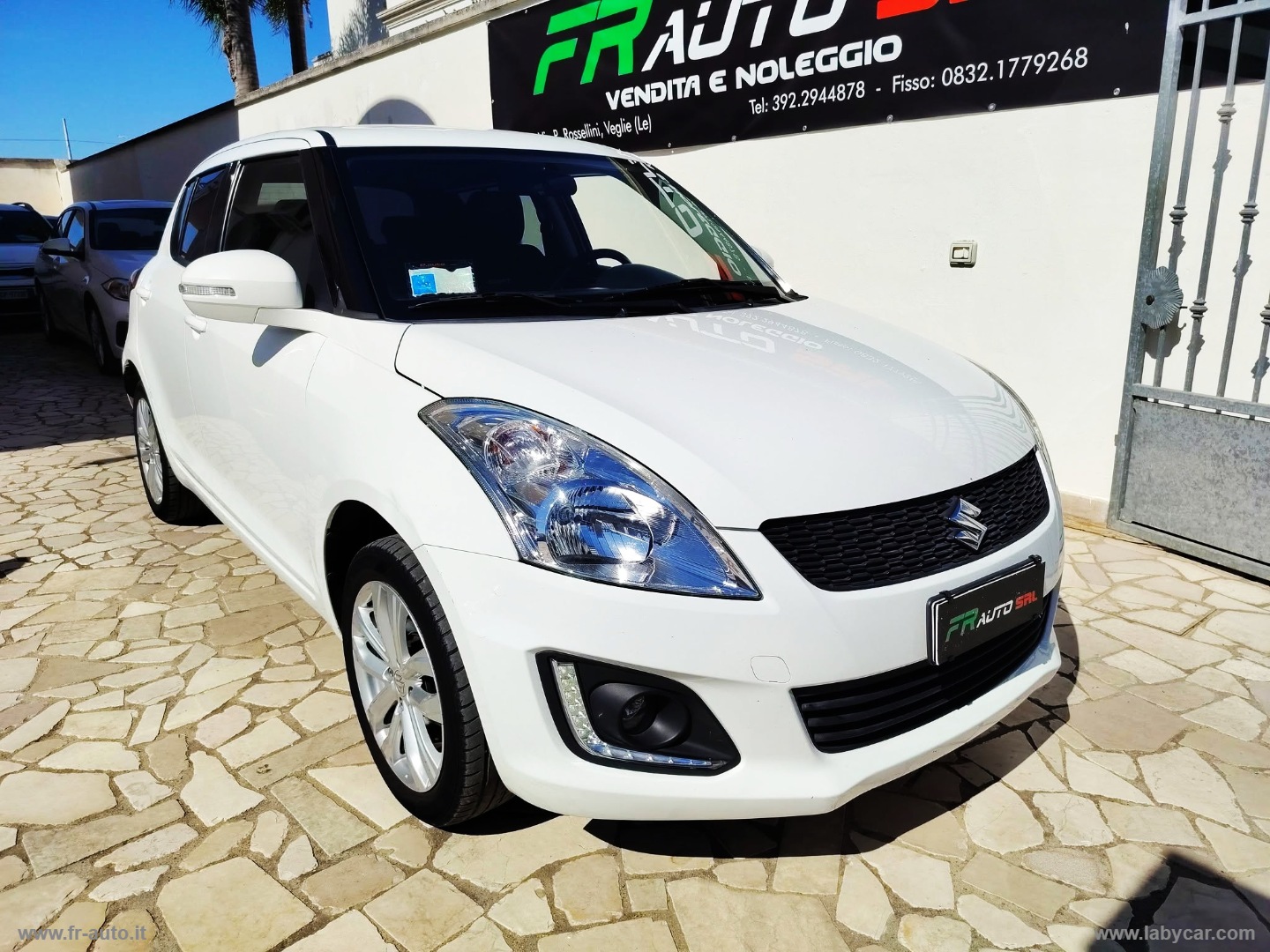 Swift 1.2 VVT 4WD 5p. B-Top Start&Stop - immagine 3