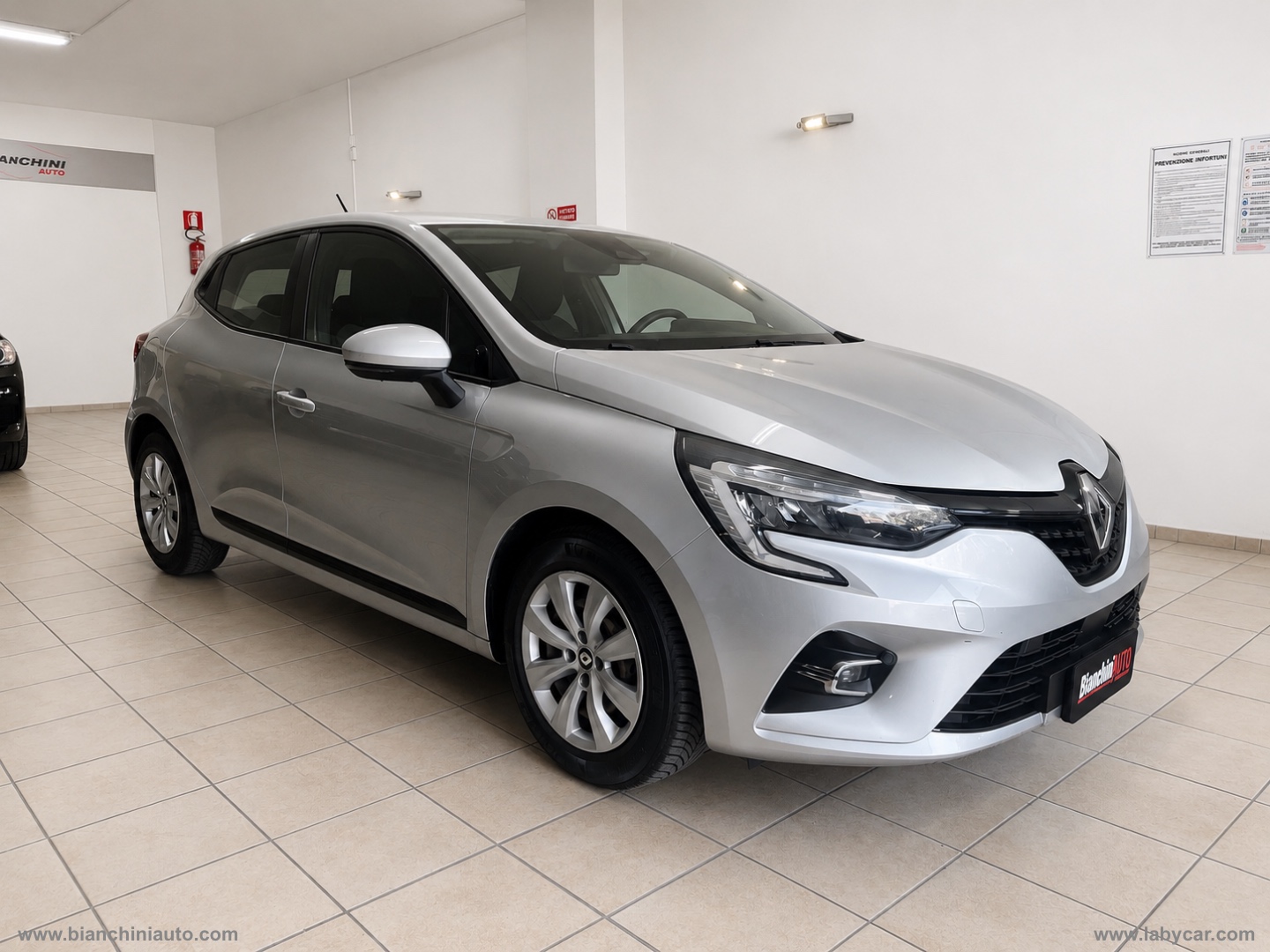 Clio Blue dCi 8V 85 CV 5p. Business - immagine 3