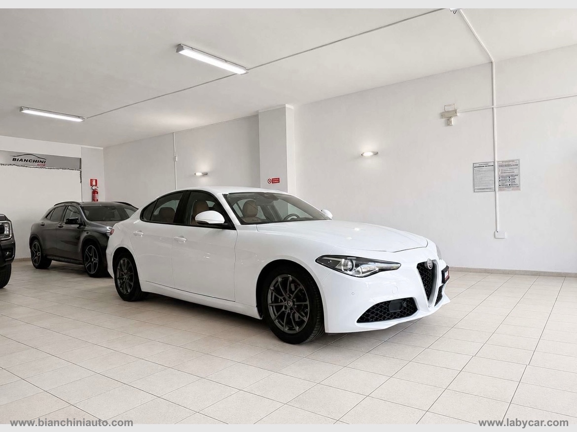 Giulia 2.2 TD 180 CV AT8 Bus.Sp.Laun.Ed. - immagine 3