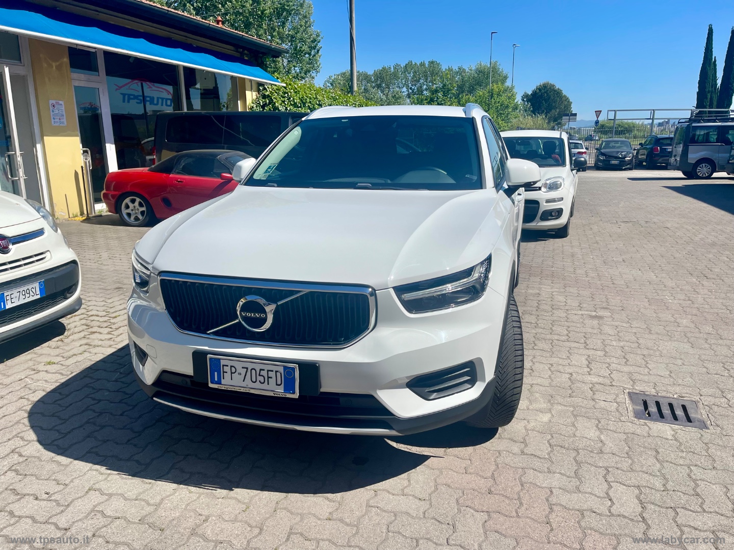 XC40 T3 Momentum - immagine 3