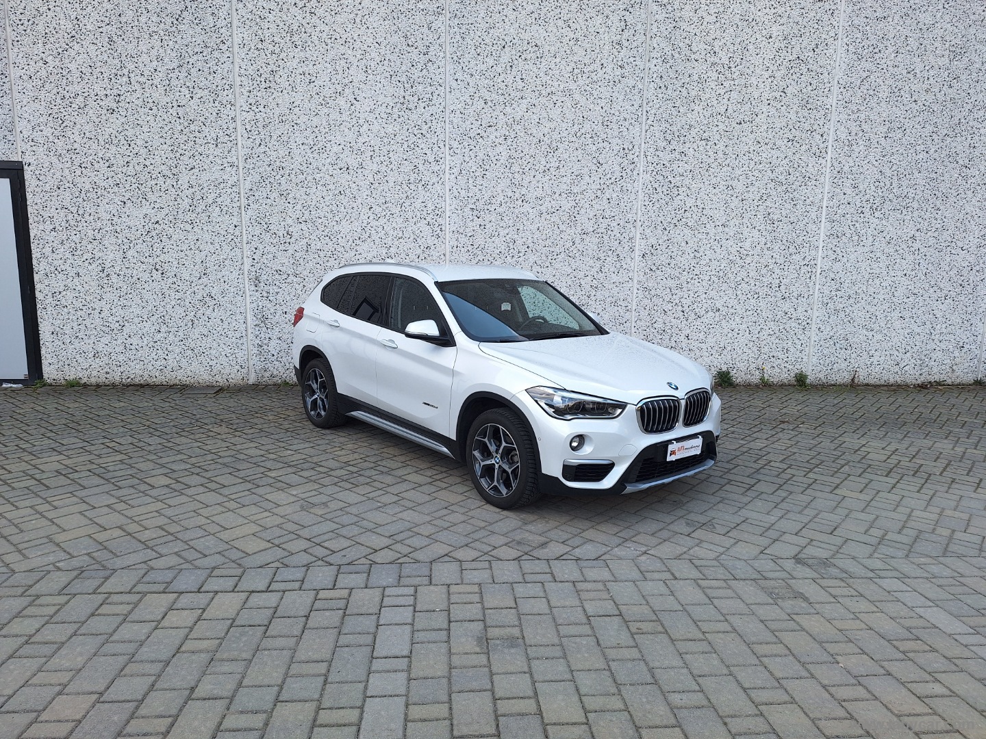 X1 xDrive20d xLine - immagine 3