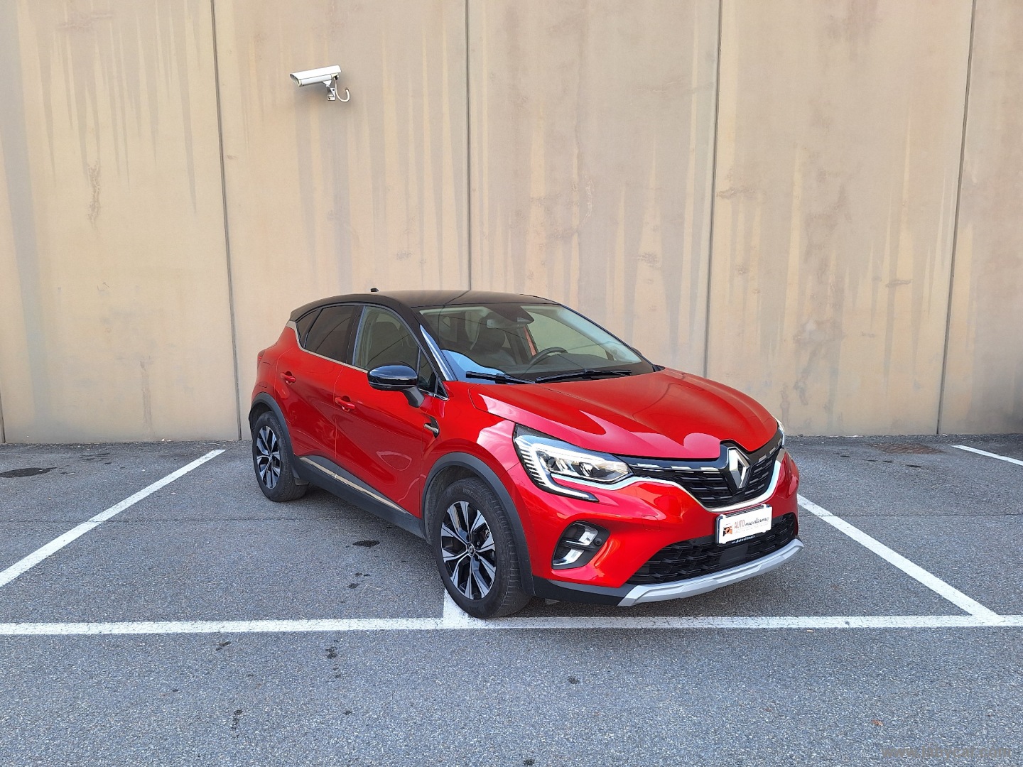 Captur TCe 100 CV GPL UNICOPROP. CERCHI 17 - immagine 3